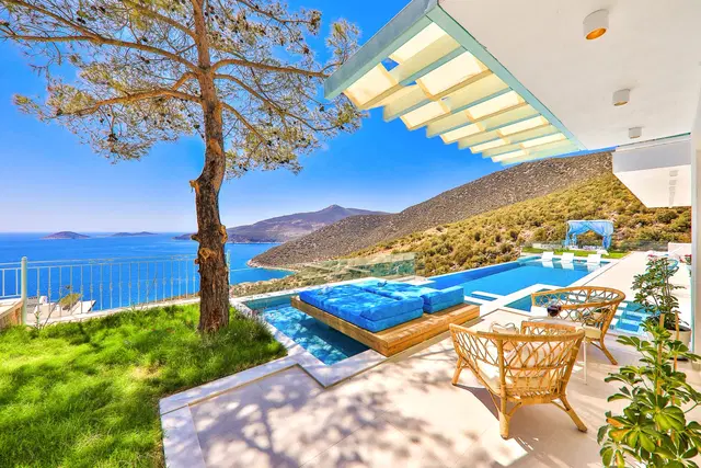 Kalkan’da jakuzili kiralık villa, fotoğraf 3