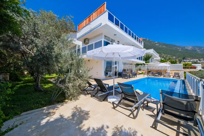Kalkan’da bahçeli kiralık villa, fotoğraf 3