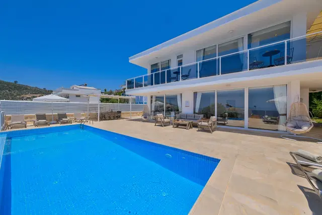 Kalkan’da bahçeli kiralık villa, fotoğraf 3