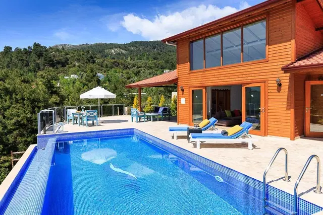 İslamlar’da Balayı Çiftlerine Uygun, Korunaklı Havuzlu, 1 Yatak Odalı, Kiralık Villa