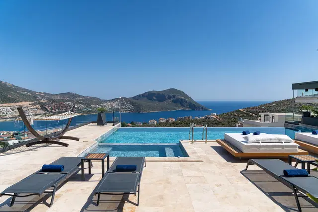 Kalkan’da deniz manzaralı kiralık villa, fotoğraf 4