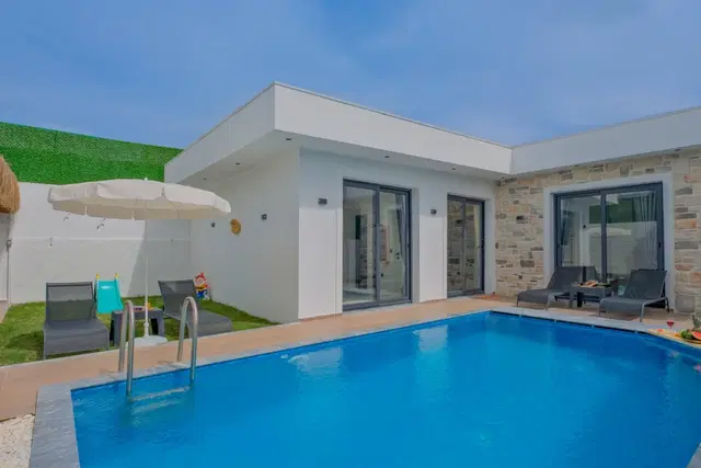 Fethiye’de bahçeli kiralık villa, fotoğraf 3