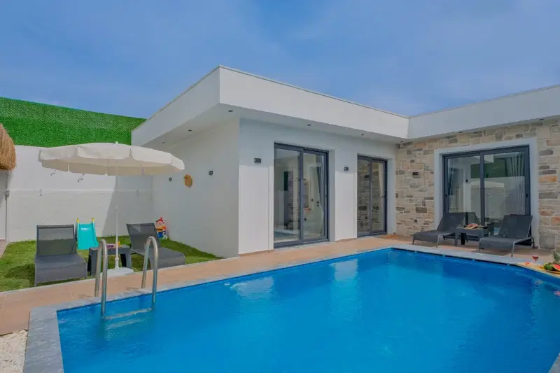Fethiye’de bahçeli kiralık villa, fotoğraf 3