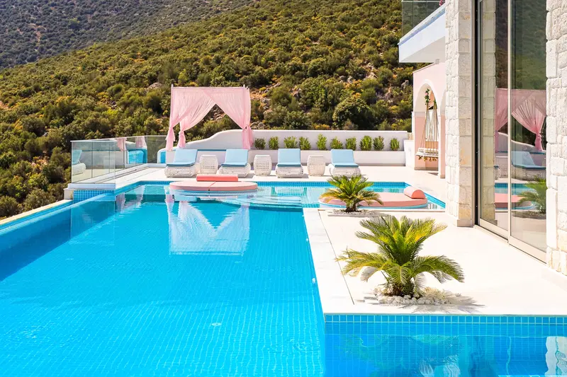 Kalkan’da deniz manzaralı kiralık villa, fotoğraf 8