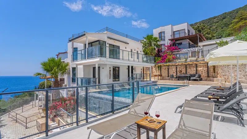 Kaş’ta denize yakın kiralık villa, fotoğraf 5