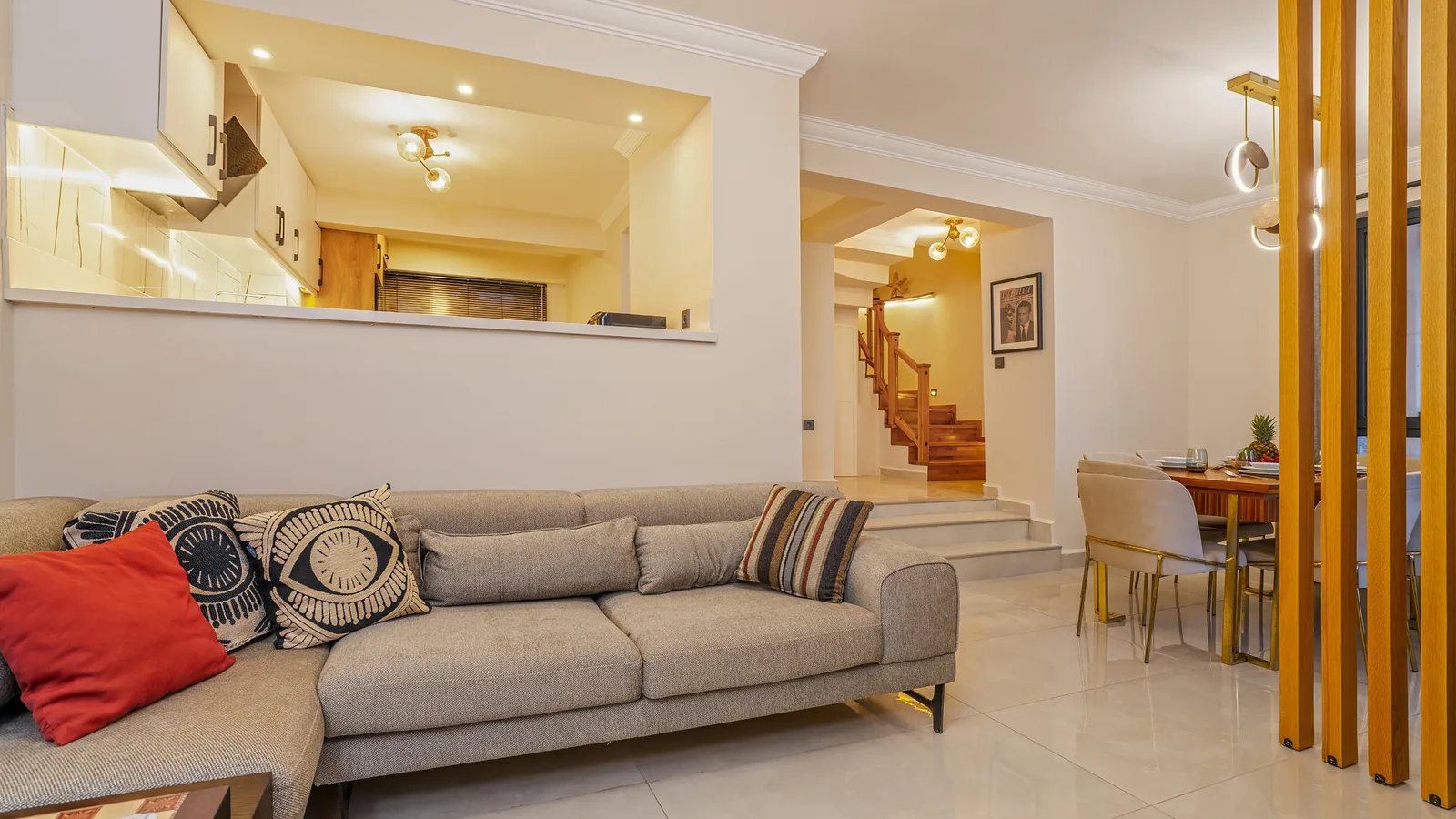 Kaş’ta Denize Sıfır, Özel Havuzlu, 4 Yatak Odalı, Lüks Villa