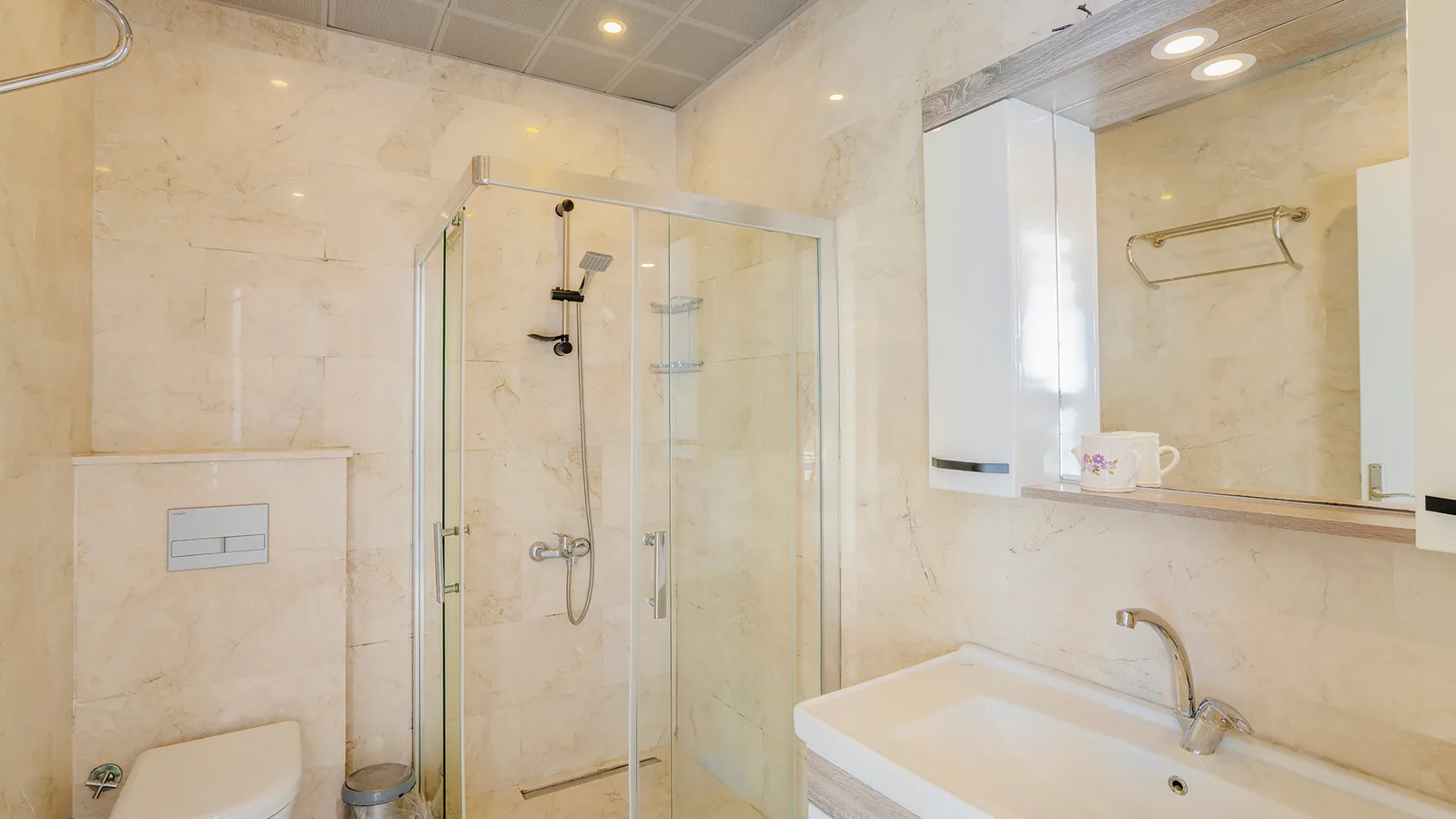 Kalkan'da Hamamlı, Saunalı, Kapalı Isıtmalı Havuzlu, Merkeze Yakın Balayı Villası
