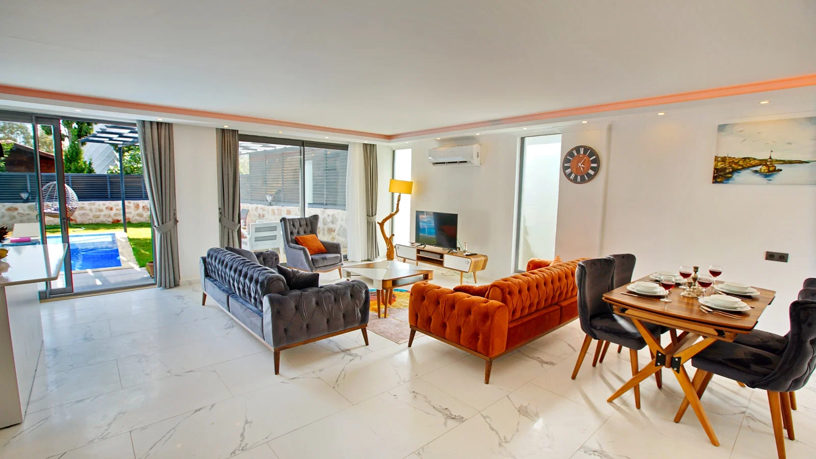 Patara’da Balayı Çiftlerine Uygun, Korunaklı Havuzlu, 2 Yatak Odalı, Kiralık Villa