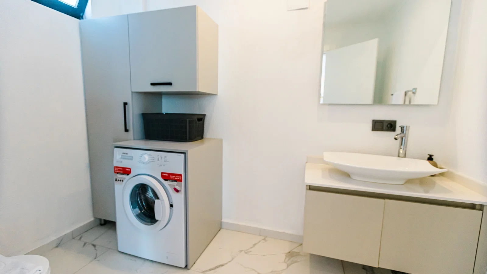 Patara’da Balayı Çiftlerine Uygun, Korunaklı Havuzlu, 2 Yatak Odalı, Kiralık Villa