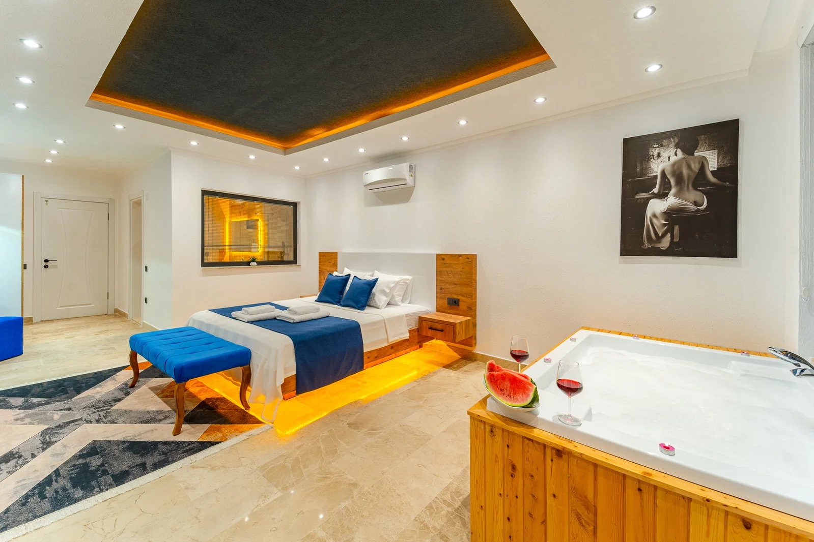 Bezirgan’da Balayı Çiftlerine Uygun, Korunaklı Havuzlu, 4 Kişilik, Ekonomik Villa