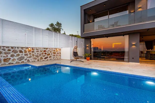 Yeşilköy’de çocuk havuzlu kiralık villa, fotoğraf 3