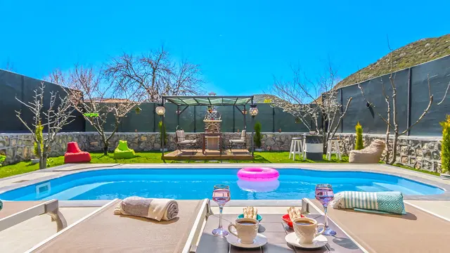 Bezirgan’da balayı kiralık villa, fotoğraf 5
