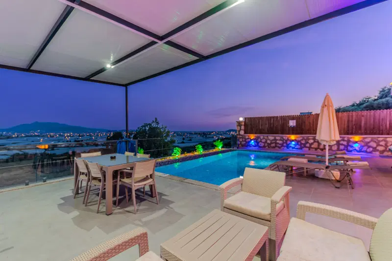 Çavdır’da korunaklı havuzlu kiralık villa, fotoğraf 11