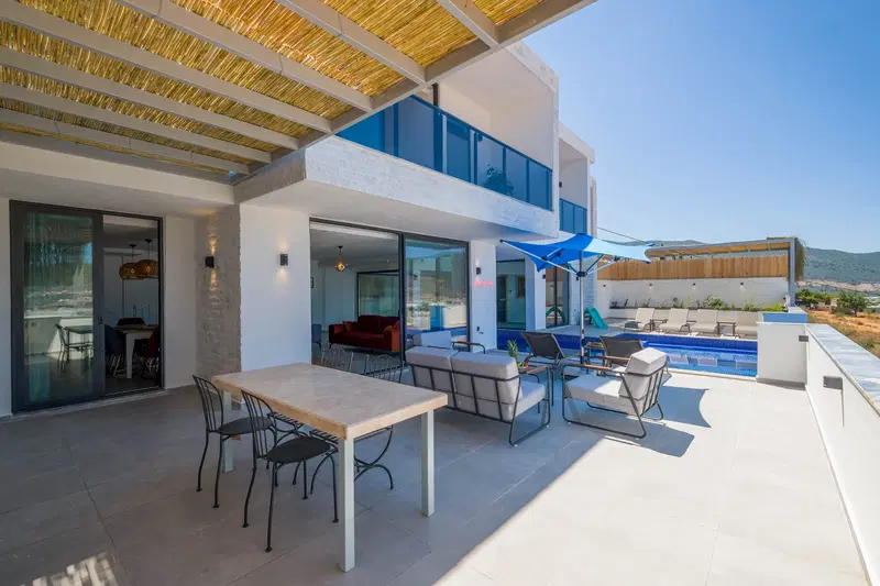 Yeşilköy’de jakuzili kiralık villa, fotoğraf 3