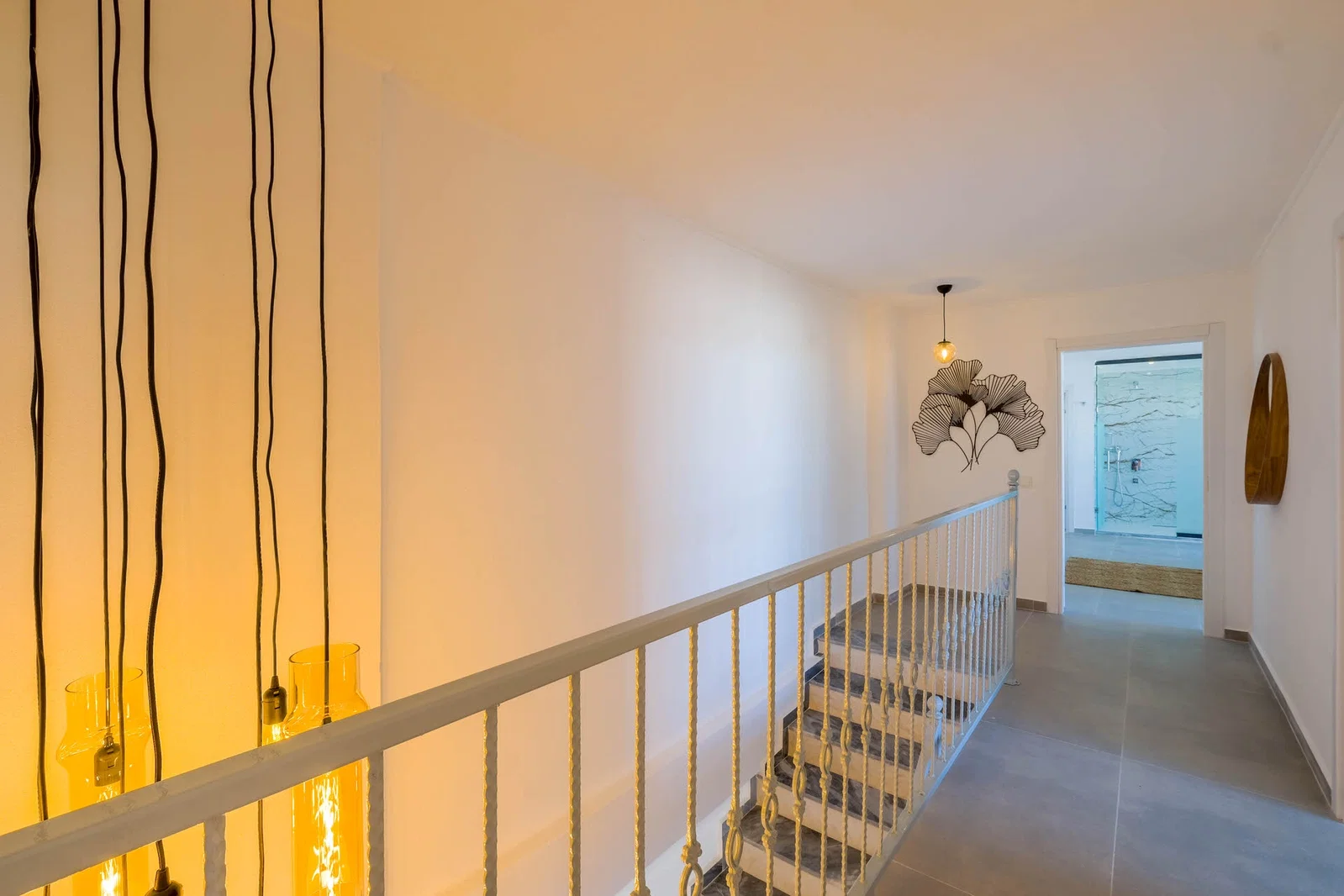Yeşilköy’de Sakin Konumda, Isıtmalı Havuzlu, 6 Kişilik, Ekonomik Villa