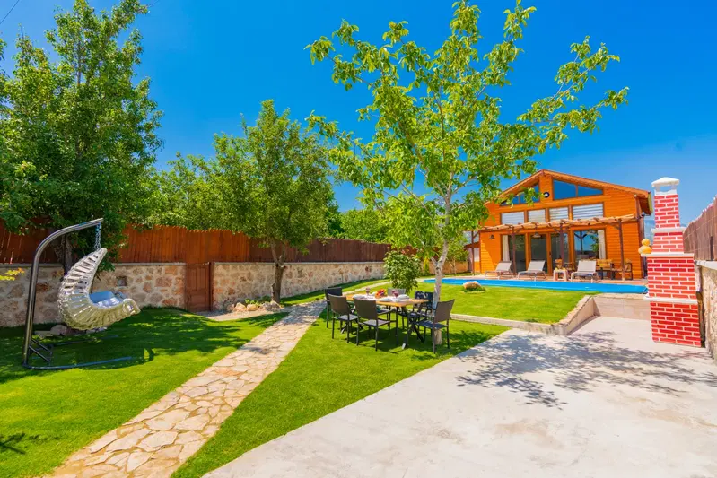 Bezirgan’da doğa içinde kiralık villa, fotoğraf 7