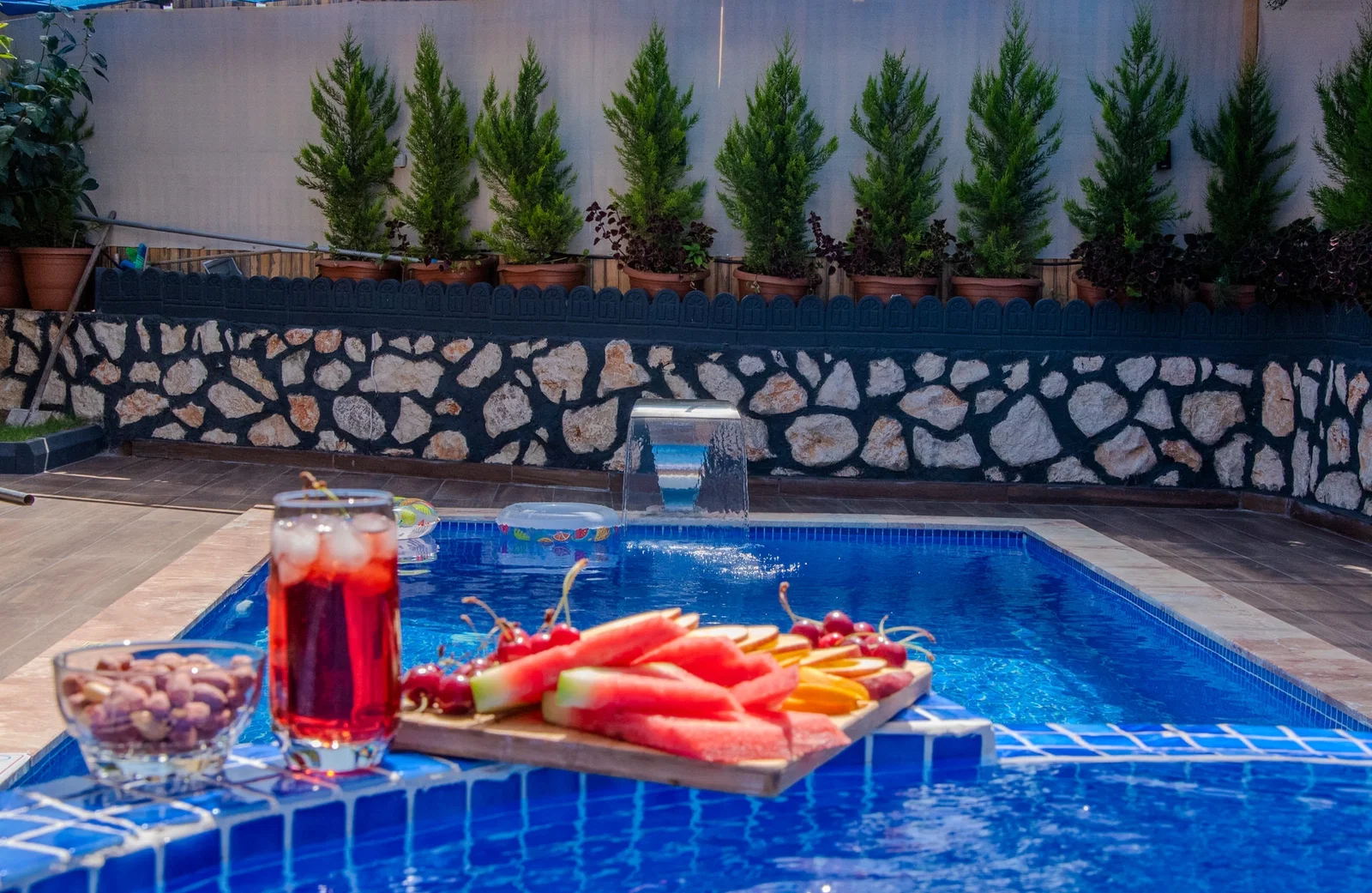 Çavdır’da Korunaklı, Çocuk Havuzlu, 2 Kişilik, Kiralık Villa