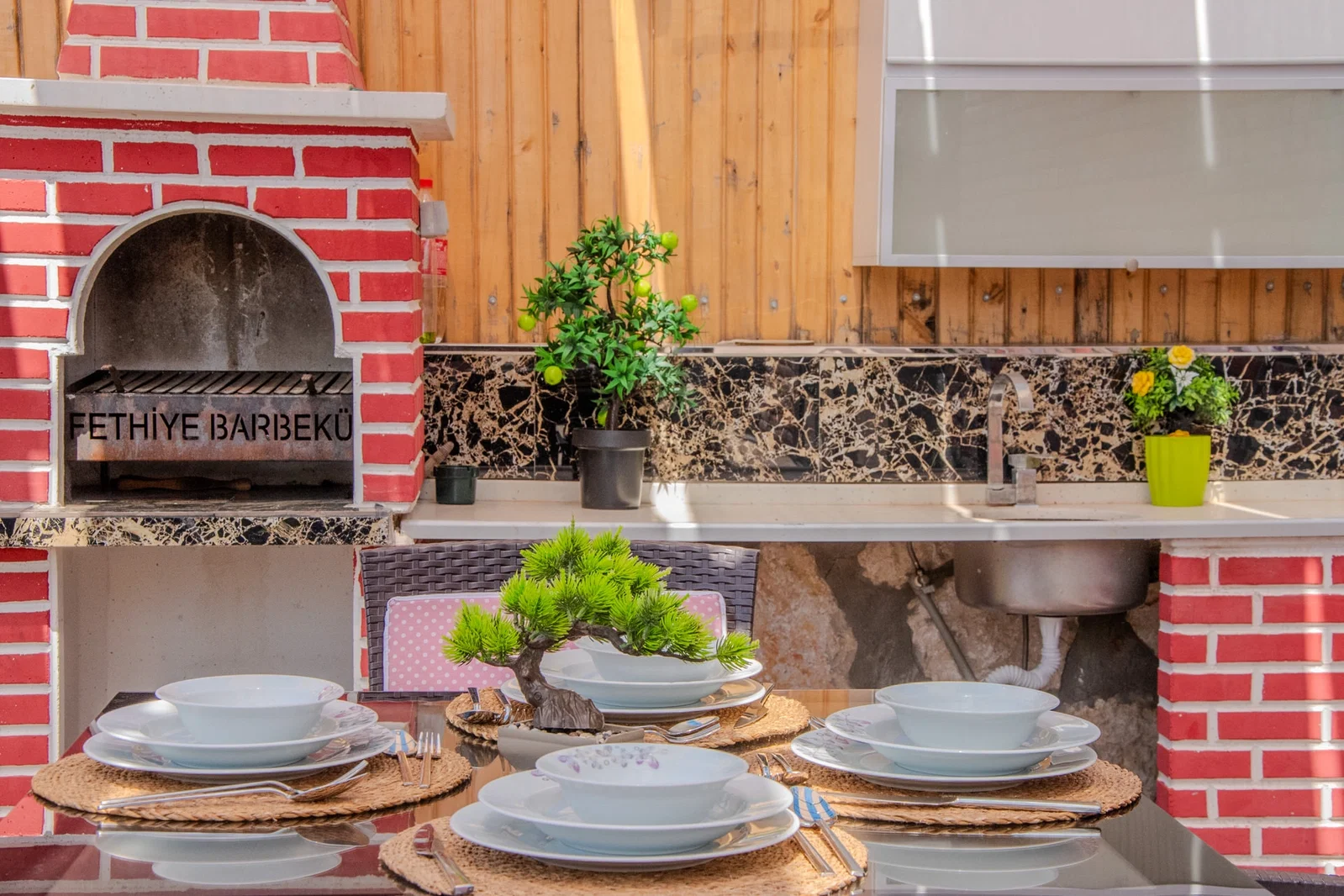 Çavdır’da Korunaklı, Çocuk Havuzlu, 2 Kişilik, Kiralık Villa