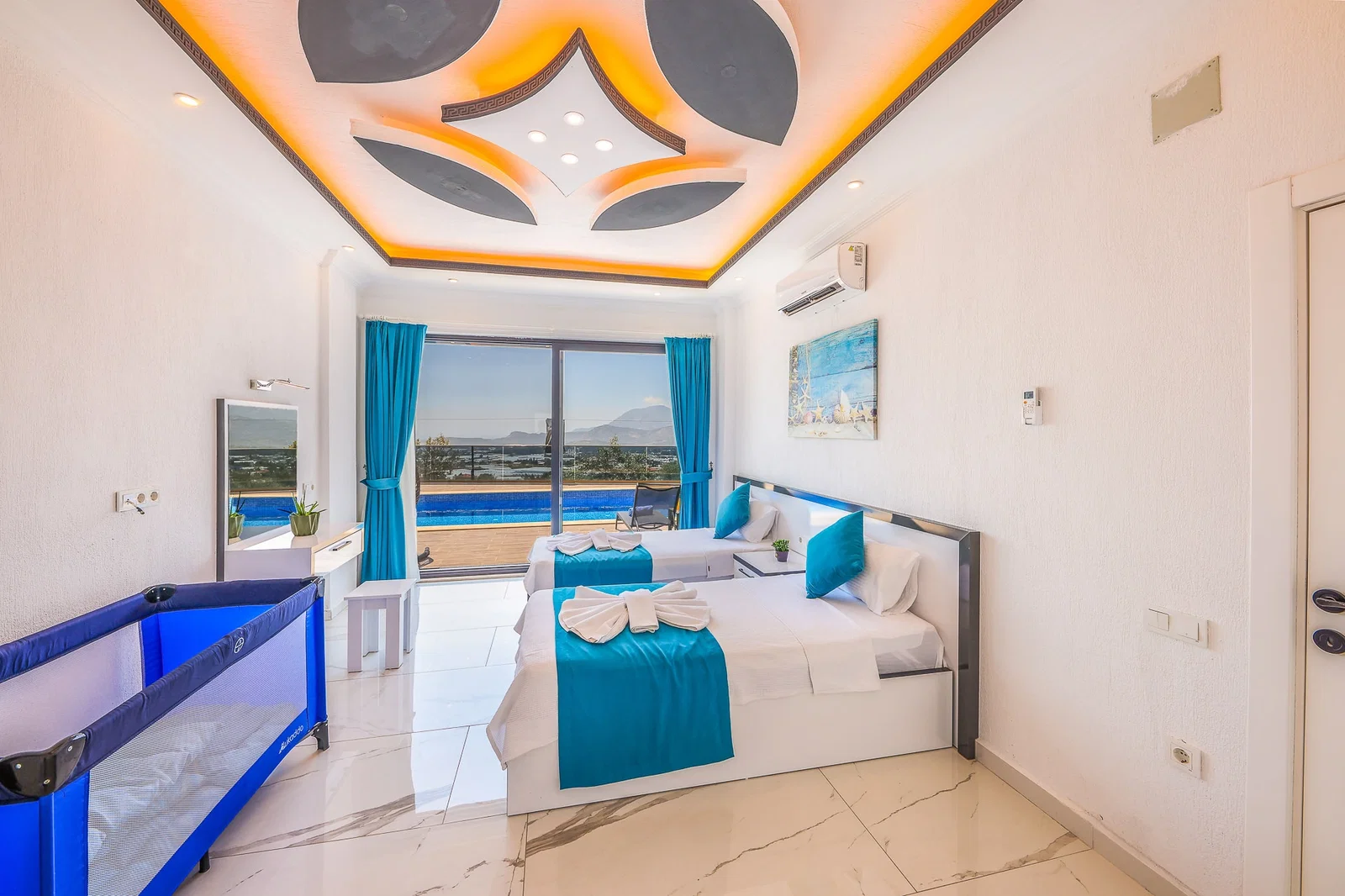 Çavdır’da Balayı Çiftlerine Uygun, Korunaklı Havuzlu, 2 Yatak Odalı, Kiralık Villa