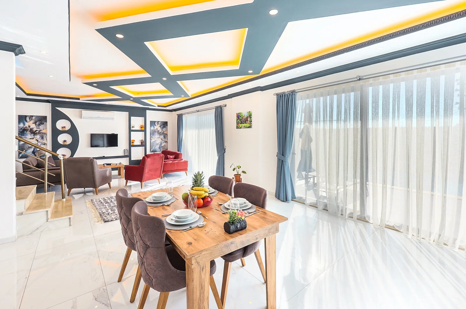 Çavdır’da Balayı Çiftlerine Uygun, Korunaklı Havuzlu, 2 Yatak Odalı, Kiralık Villa