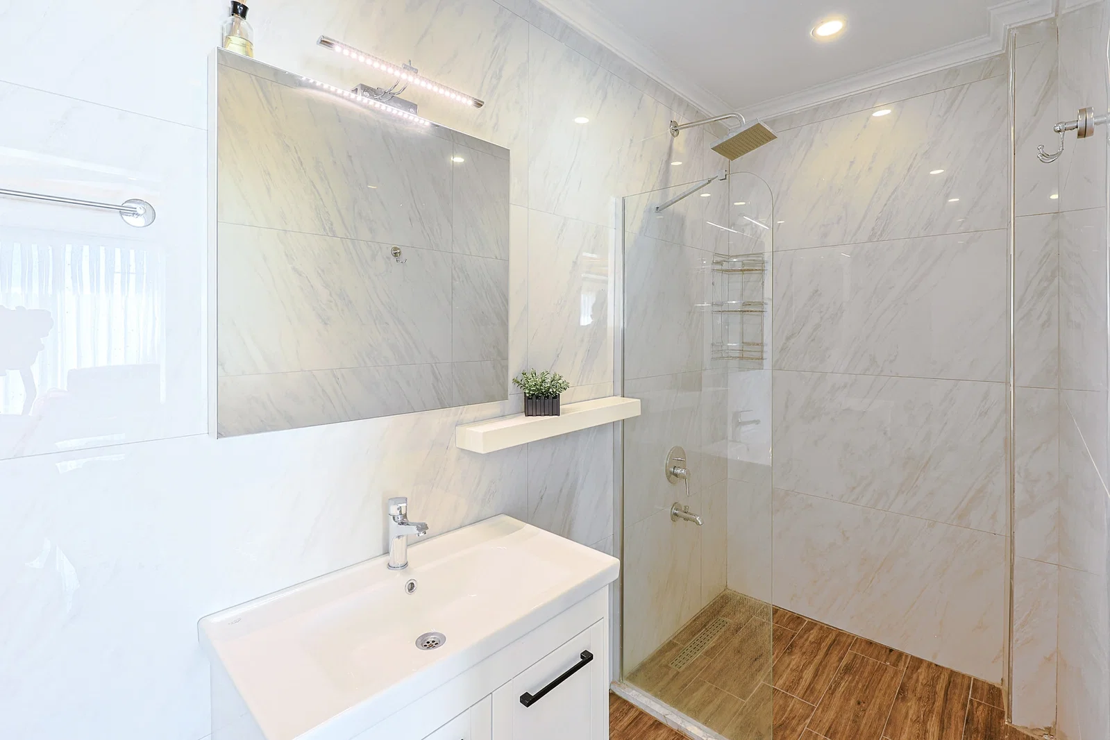 Çavdır’da Balayı Çiftlerine Uygun, Korunaklı Havuzlu, 2 Yatak Odalı, Kiralık Villa