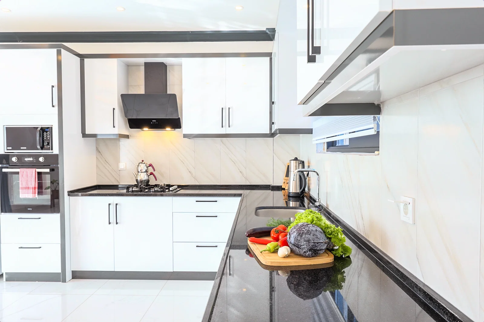 Çavdır’da Balayı Çiftlerine Uygun, Korunaklı Havuzlu, 2 Yatak Odalı, Kiralık Villa
