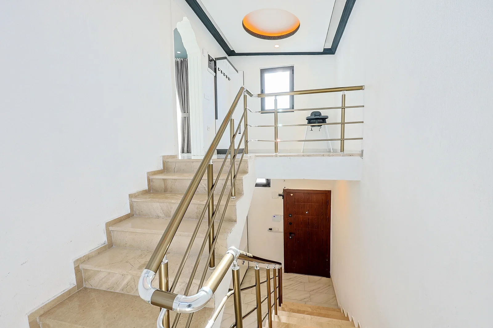 Çavdır’da Balayı Çiftlerine Uygun, Korunaklı Havuzlu, 6 Kişilik, Kiralık Villa