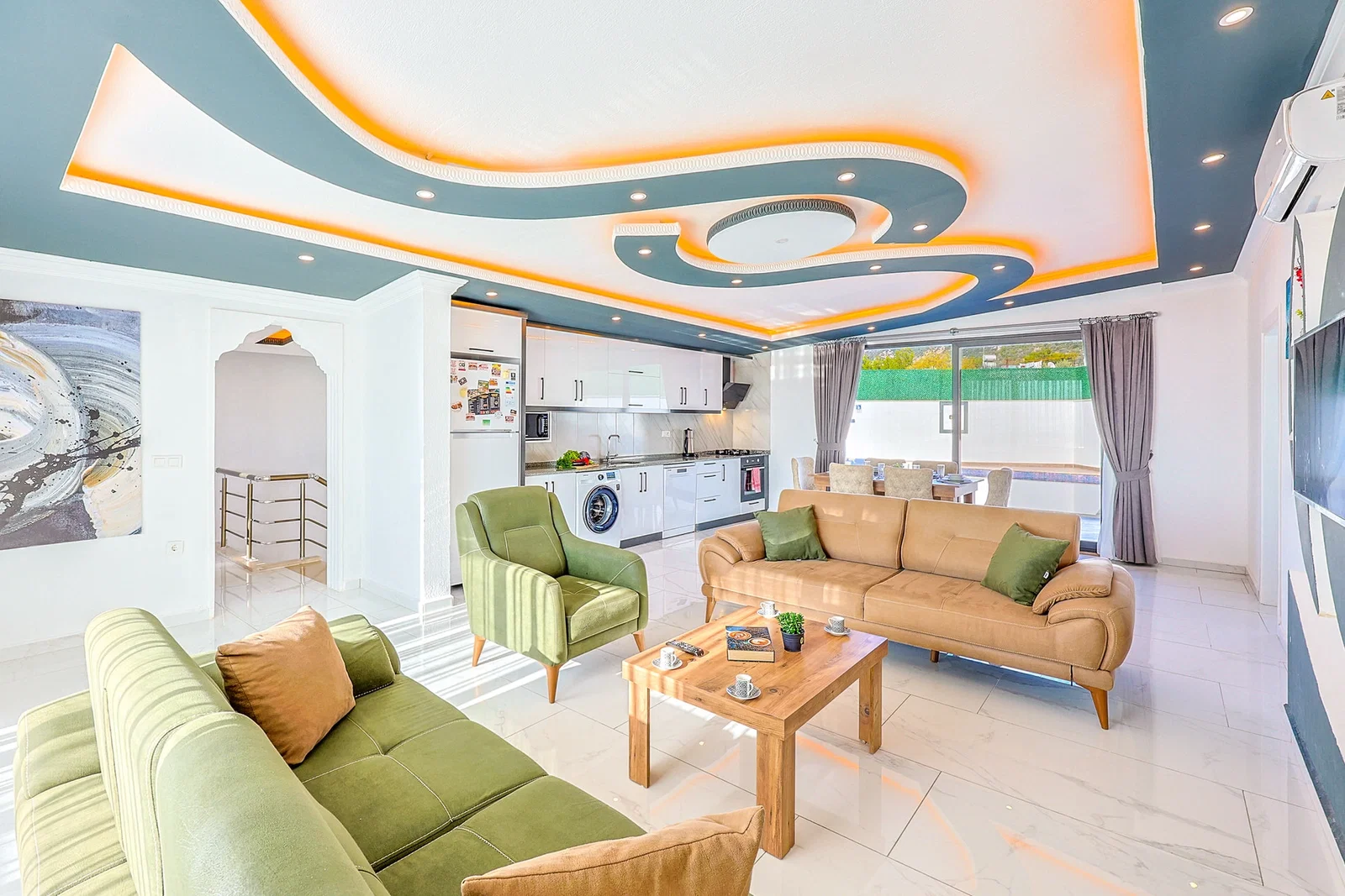 Çavdır’da Balayı Çiftlerine Uygun, Korunaklı Havuzlu, 6 Kişilik, Kiralık Villa