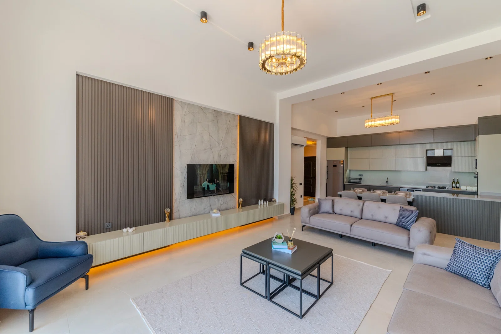 Çavdır’da Sakin Konumda, Özel Havuzlu, Jakuzili, Kiralık Villa