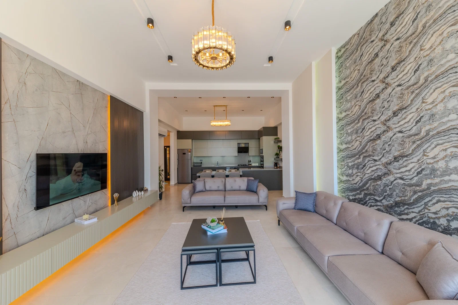 Çavdır’da Sakin Konumda, Özel Havuzlu, Jakuzili, Kiralık Villa