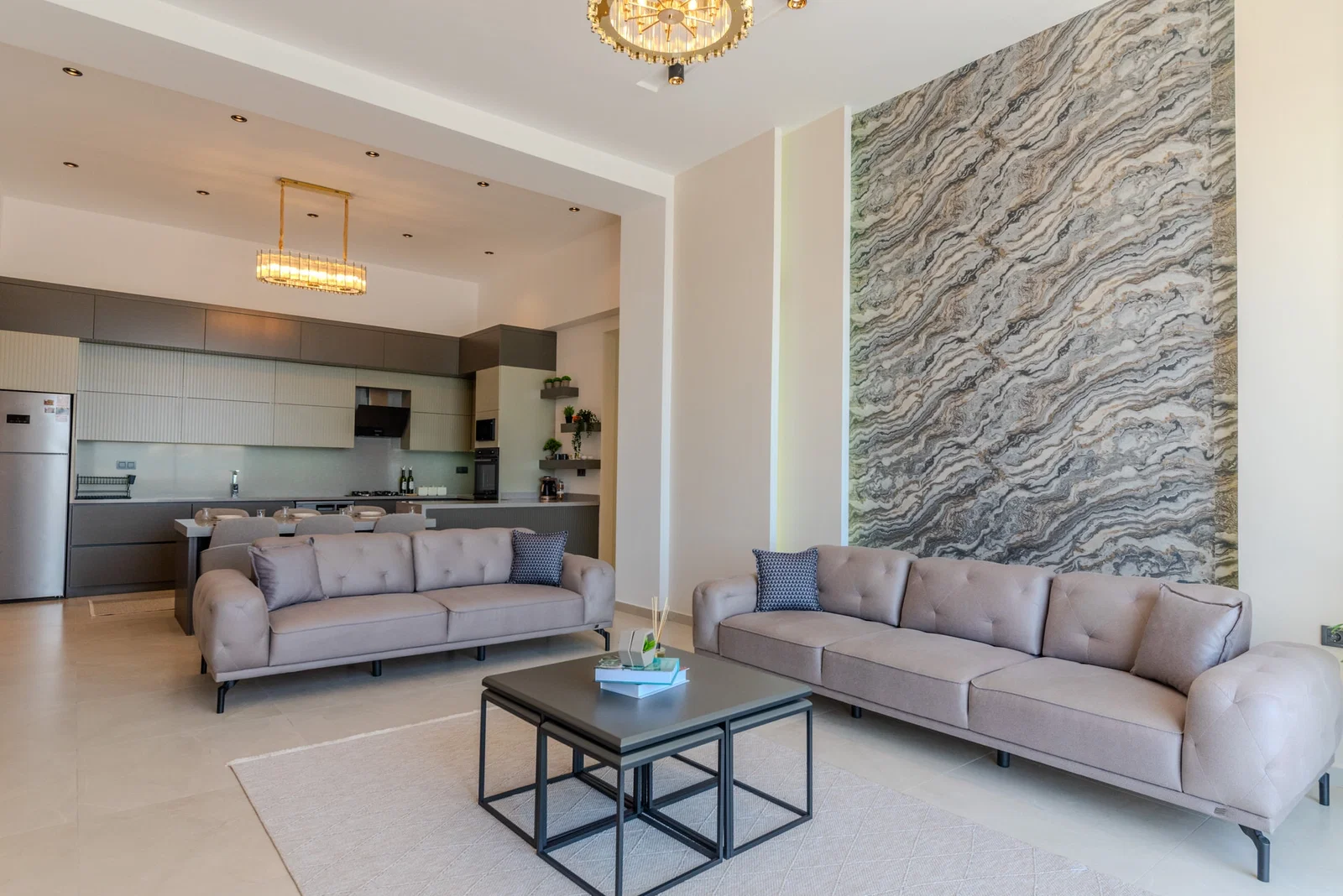 Çavdır’da Sakin Konumda, Özel Havuzlu, Jakuzili, Kiralık Villa