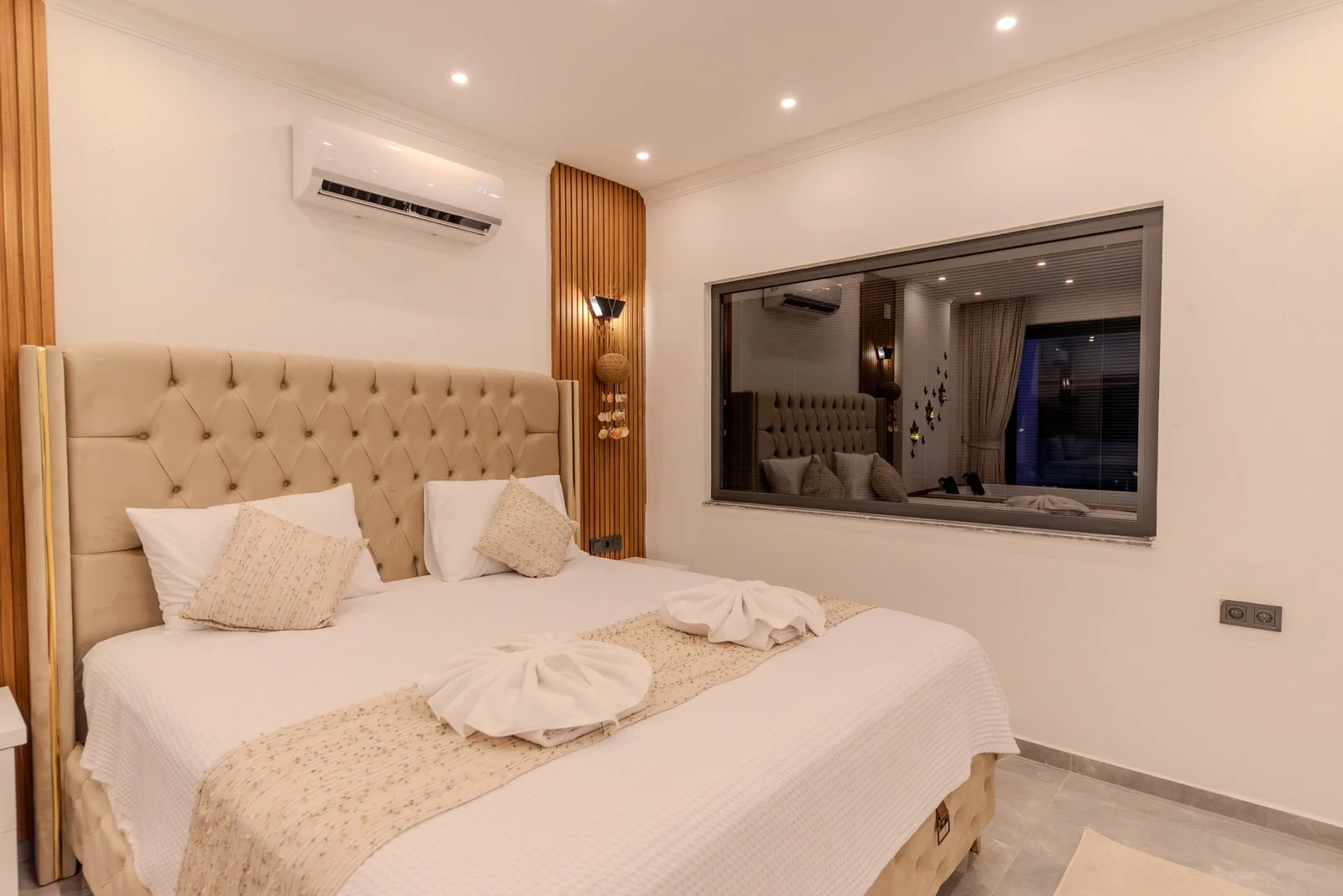 Çavdır’da Korunaklı, Çocuk Havuzlu, 2 Yatak Odalı, Kiralık Villa