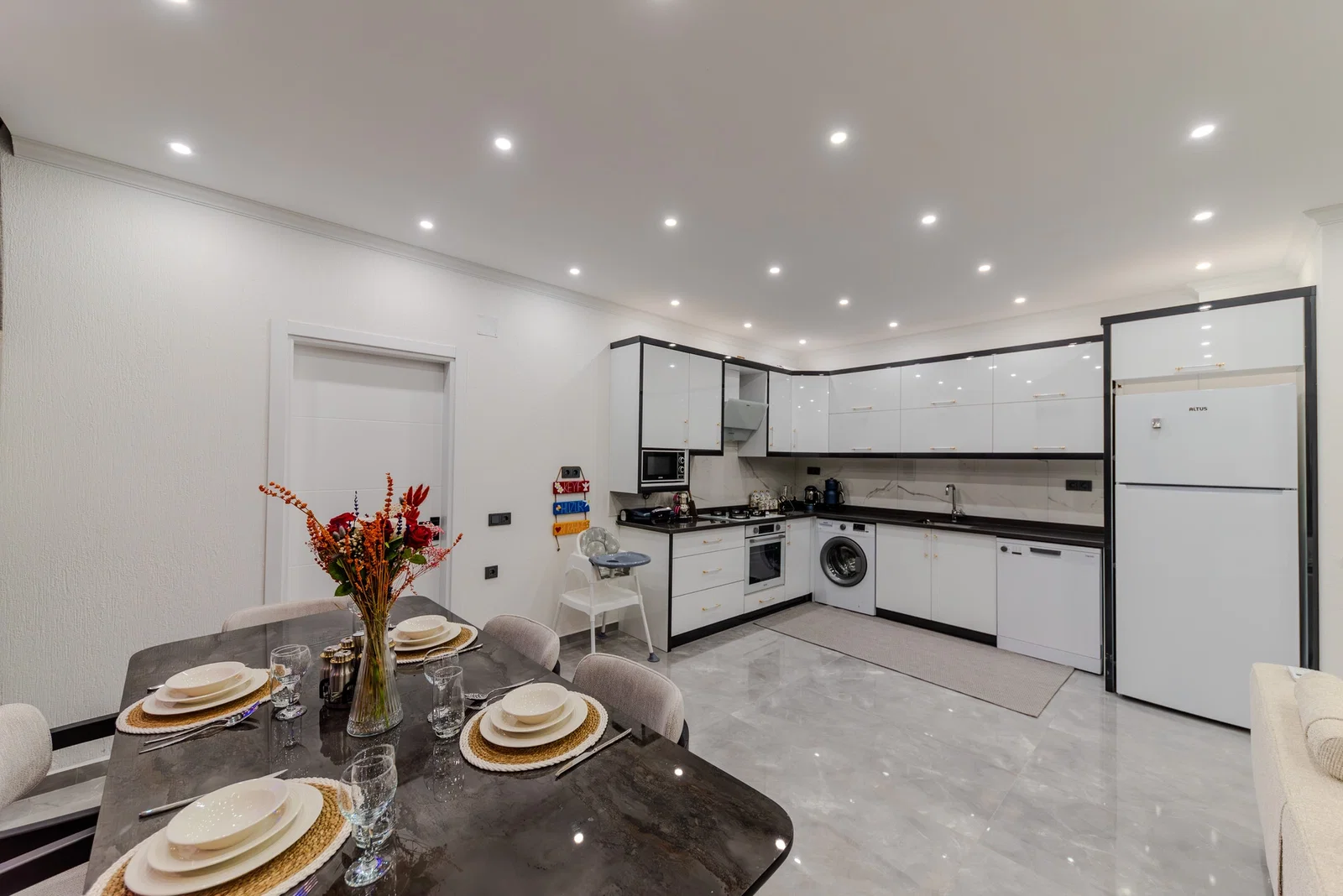 Çavdır’da Korunaklı, Çocuk Havuzlu, 2 Yatak Odalı, Kiralık Villa