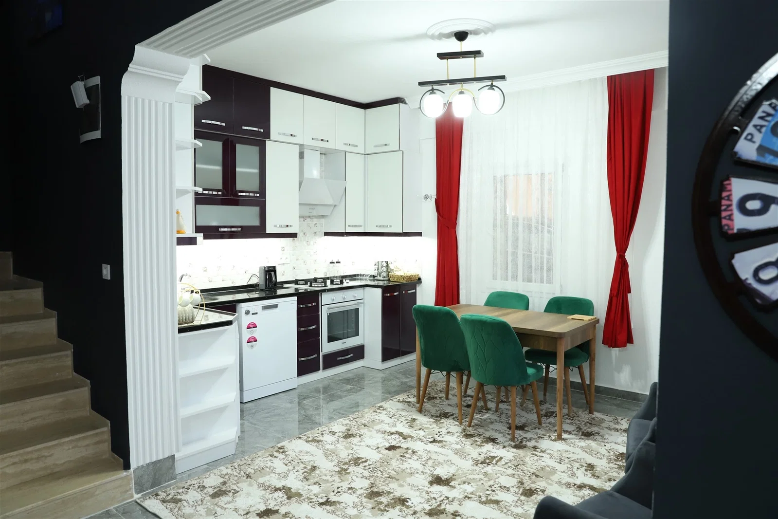 Çavdır’da Huzurlu, Korunaklı Havuzlu, Jakuzili, Kiralık Villa