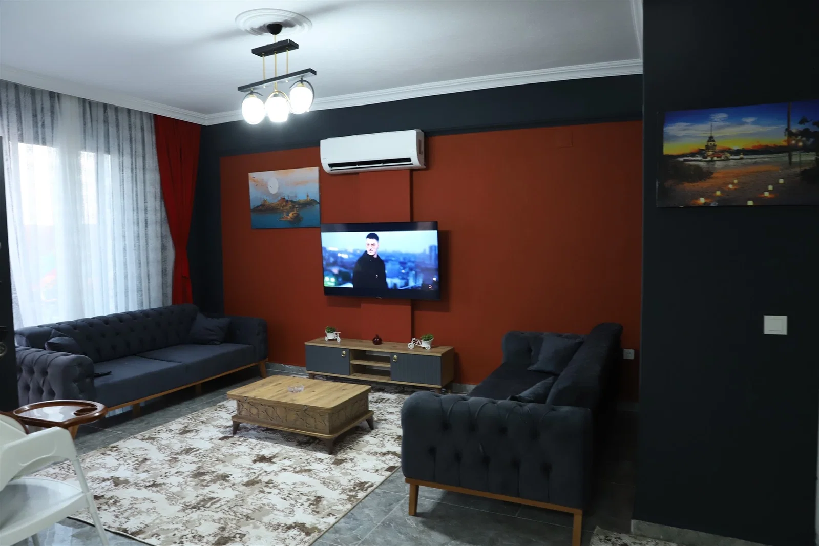 Çavdır’da Huzurlu, Korunaklı Havuzlu, Jakuzili, Kiralık Villa