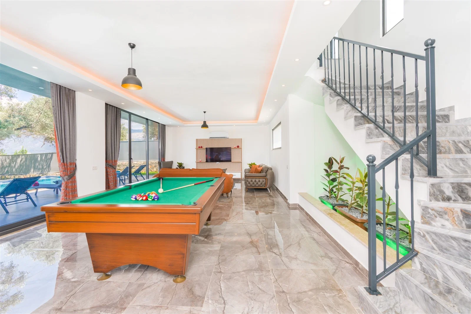Patara’da Balayı Çiftlerine Uygun, Korunaklı Havuzlu, 6 Kişilik, Ekonomik Villa