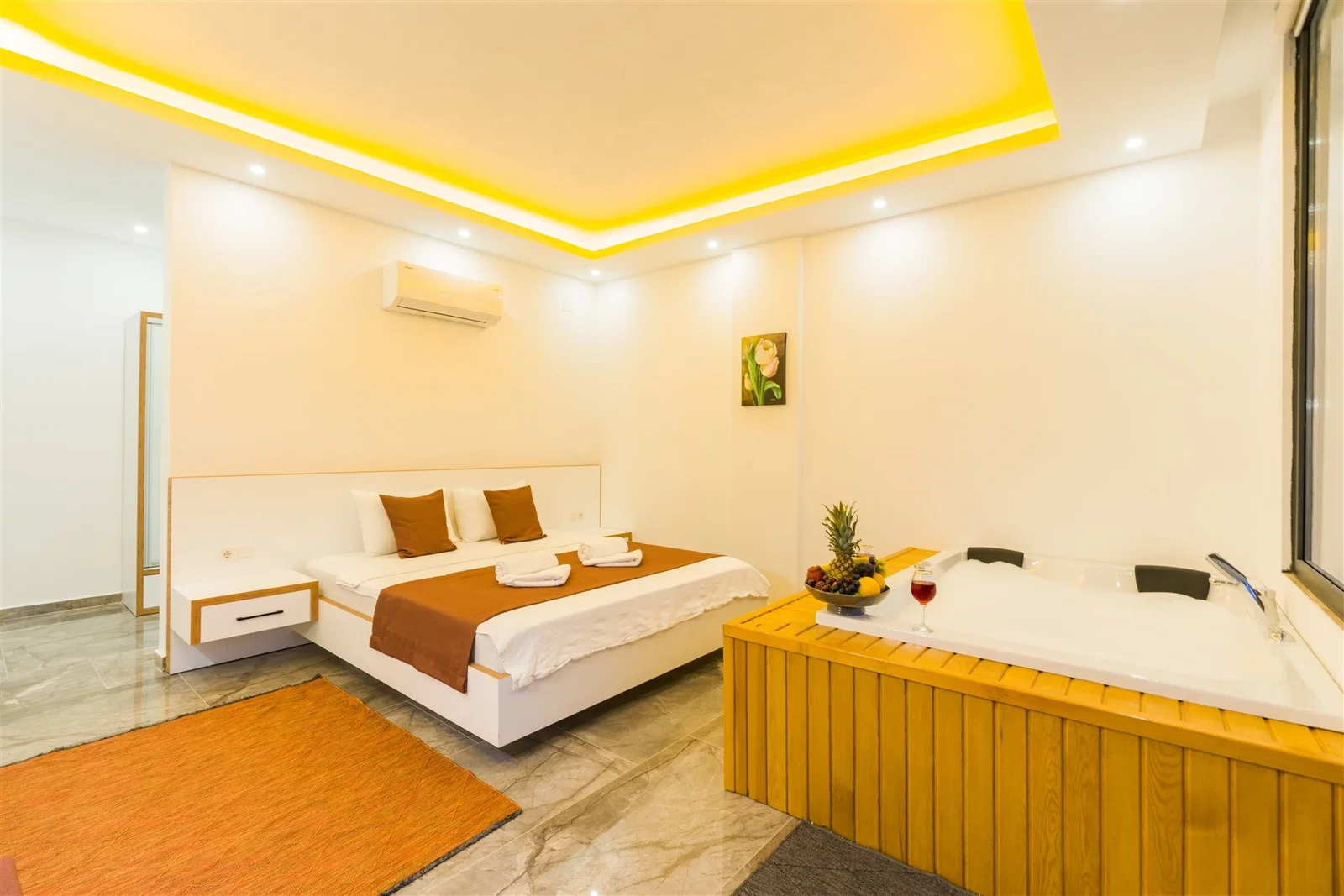 Patara’da Balayı Çiftlerine Uygun, Korunaklı Havuzlu, 6 Kişilik, Ekonomik Villa