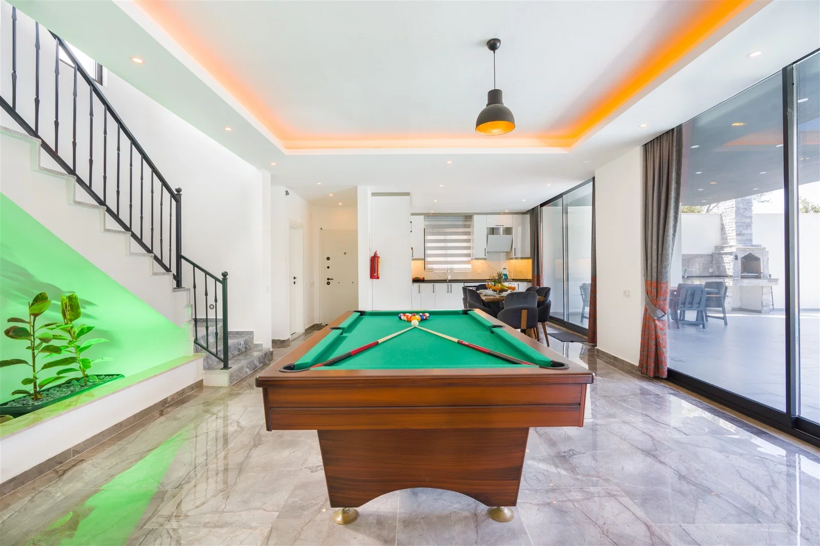 Patara’da Balayı Çiftlerine Uygun, Korunaklı Havuzlu, 6 Kişilik, Ekonomik Villa