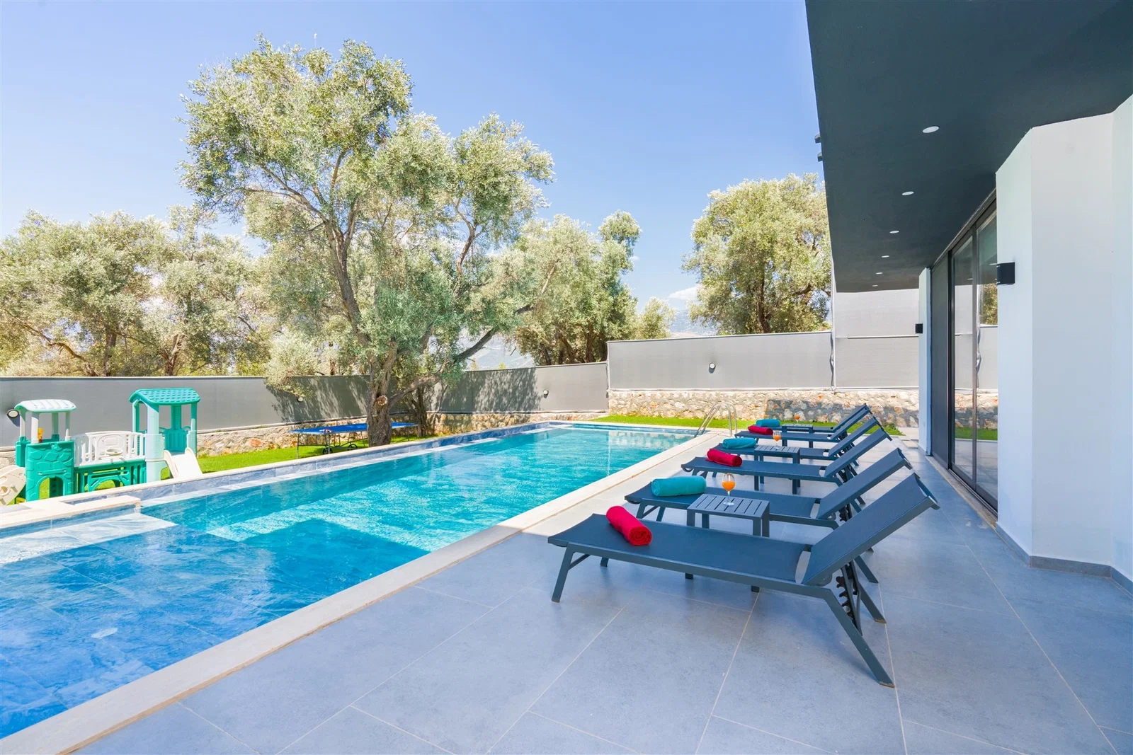 Patara’da Balayı Çiftlerine Uygun, Korunaklı Havuzlu, 6 Kişilik, Ekonomik Villa