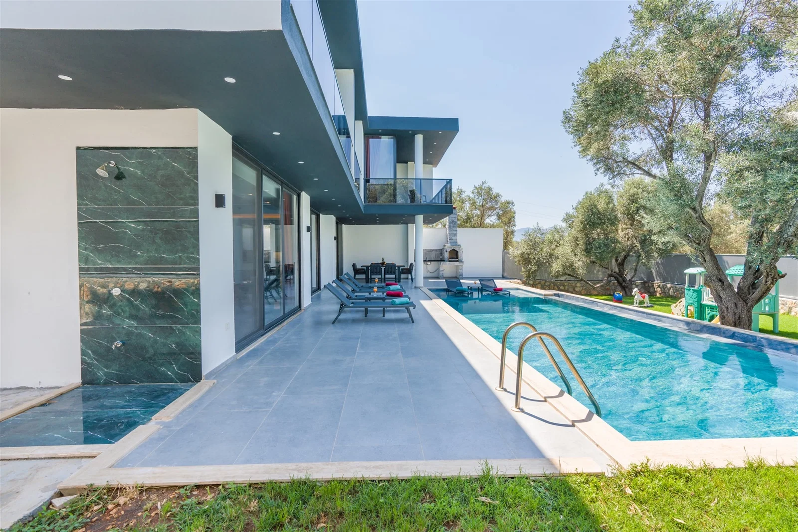 Patara’da Balayı Çiftlerine Uygun, Korunaklı Havuzlu, 6 Kişilik, Ekonomik Villa
