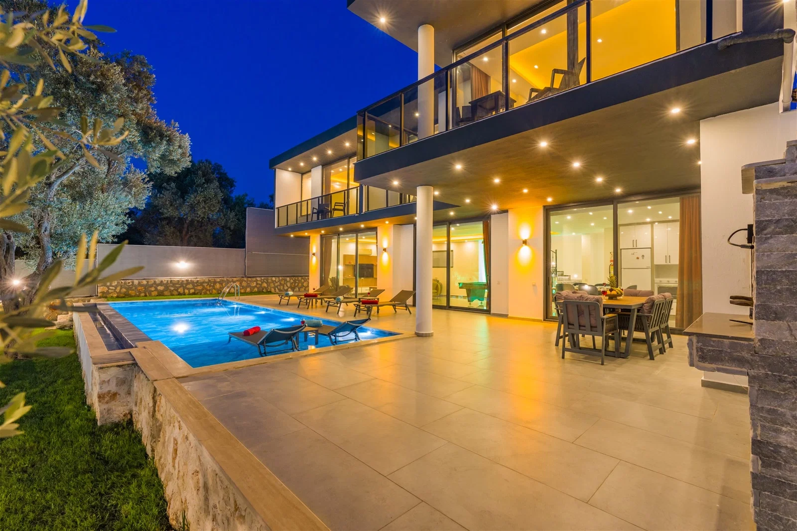 Patara’da Balayı Çiftlerine Uygun, Korunaklı Havuzlu, 6 Kişilik, Ekonomik Villa