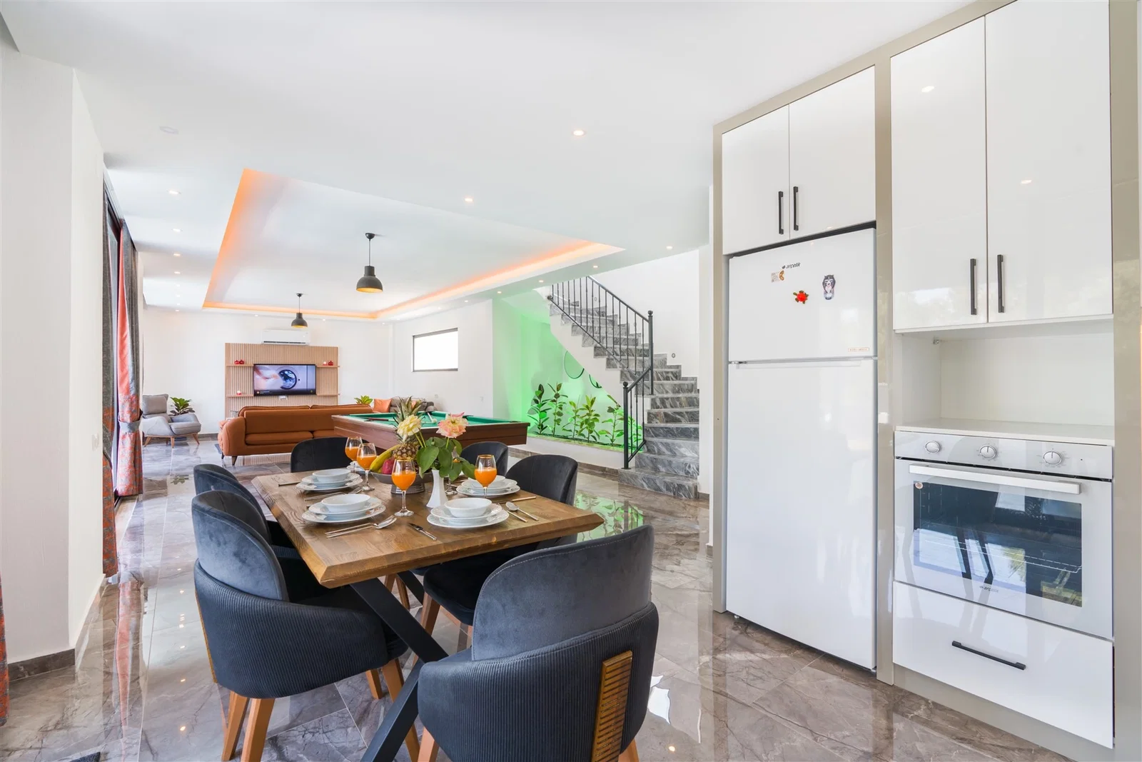 Patara’da Balayı Çiftlerine Uygun, Korunaklı Havuzlu, 6 Kişilik, Ekonomik Villa