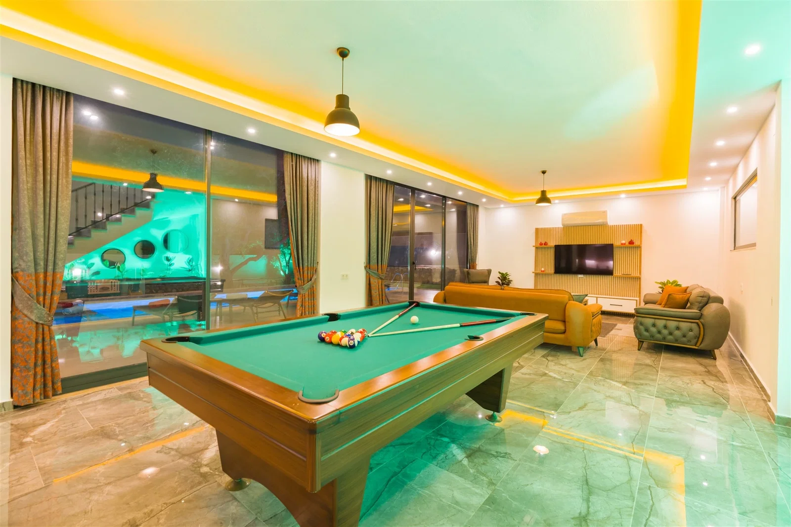 Patara’da Balayı Çiftlerine Uygun, Korunaklı Havuzlu, 6 Kişilik, Ekonomik Villa