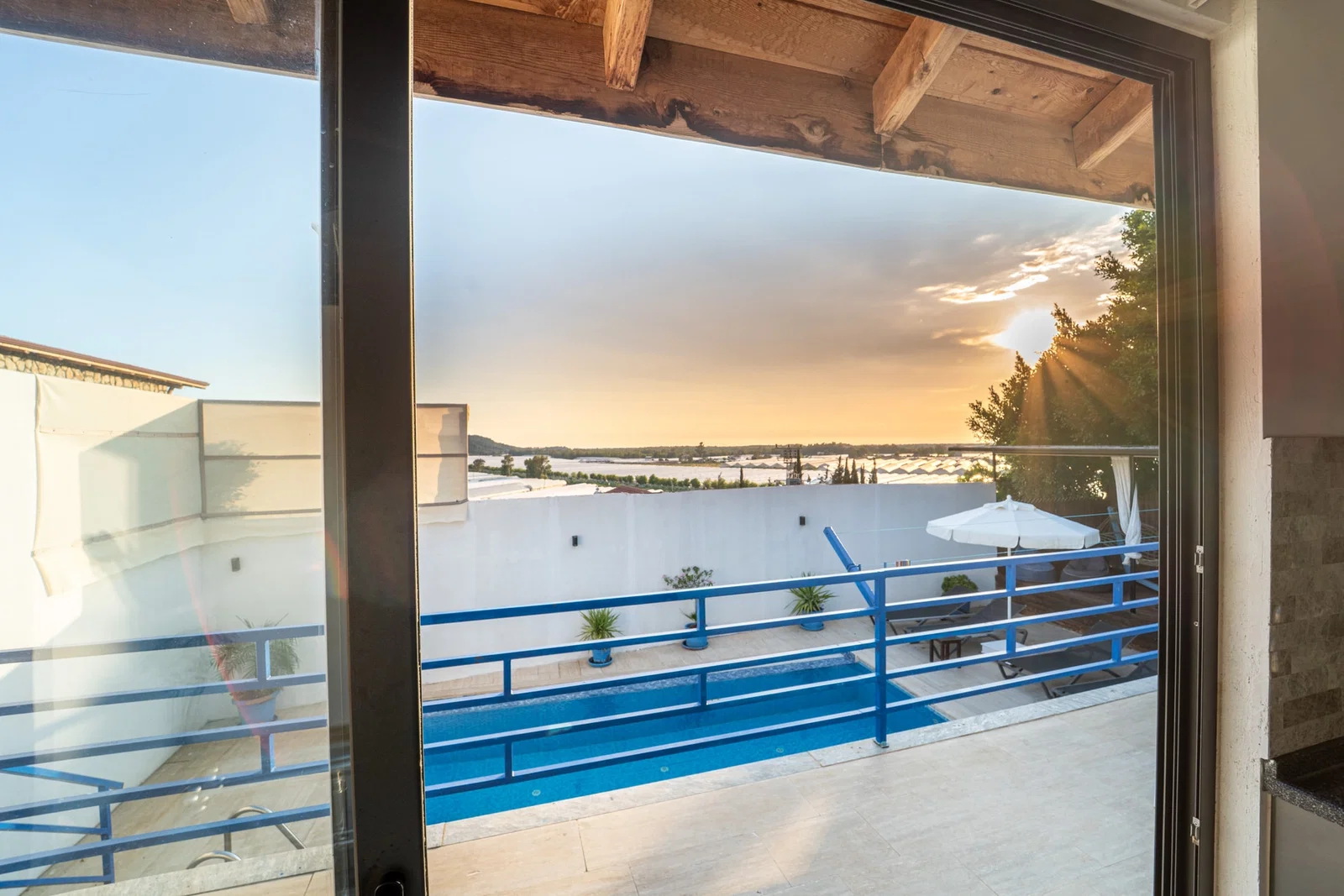 Patara’da Korunaklı, Kapalı Isıtmalı Havuzlu, Jakuzili, Ekonomik Villa
