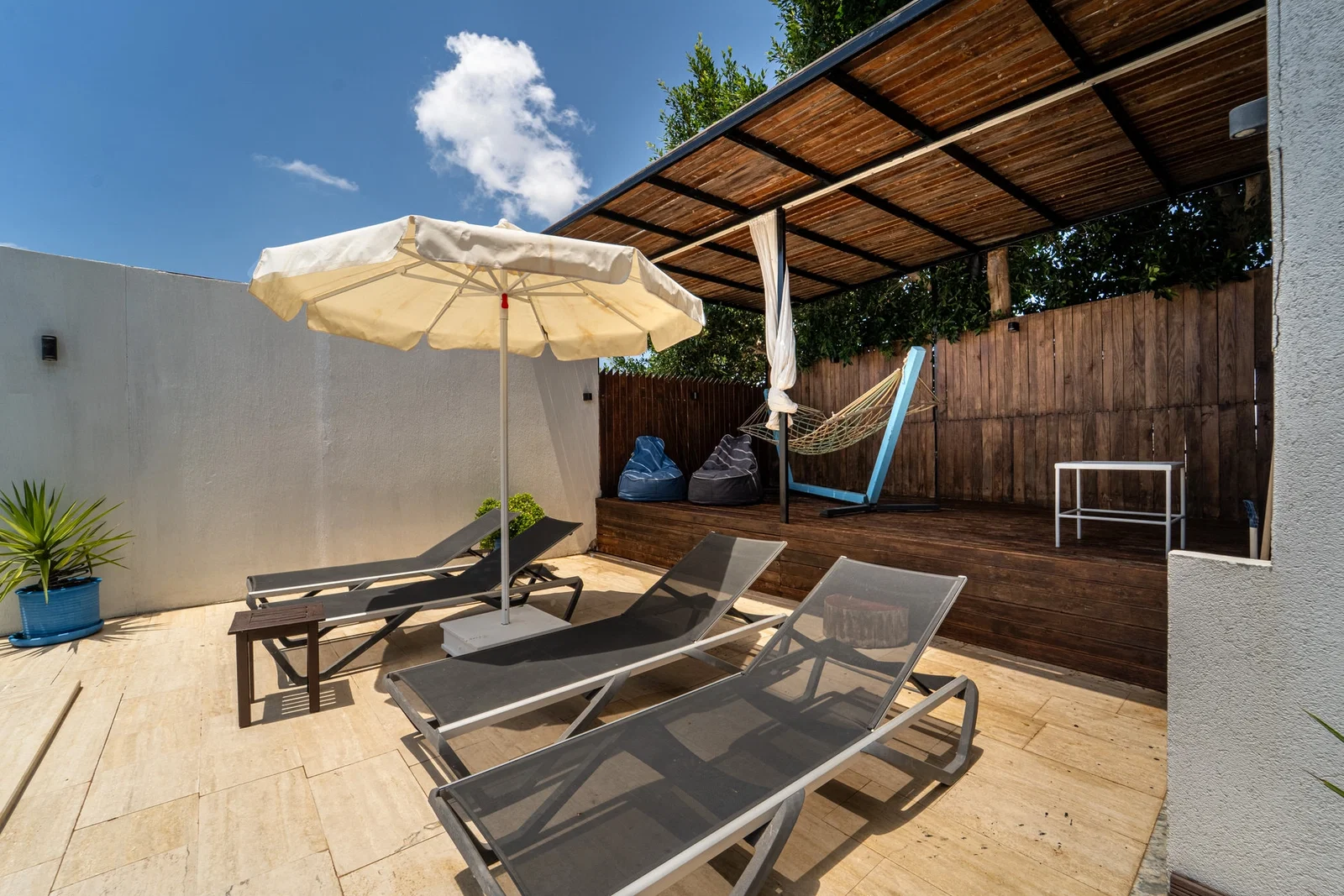 Patara’da Korunaklı, Kapalı Isıtmalı Havuzlu, Jakuzili, Ekonomik Villa