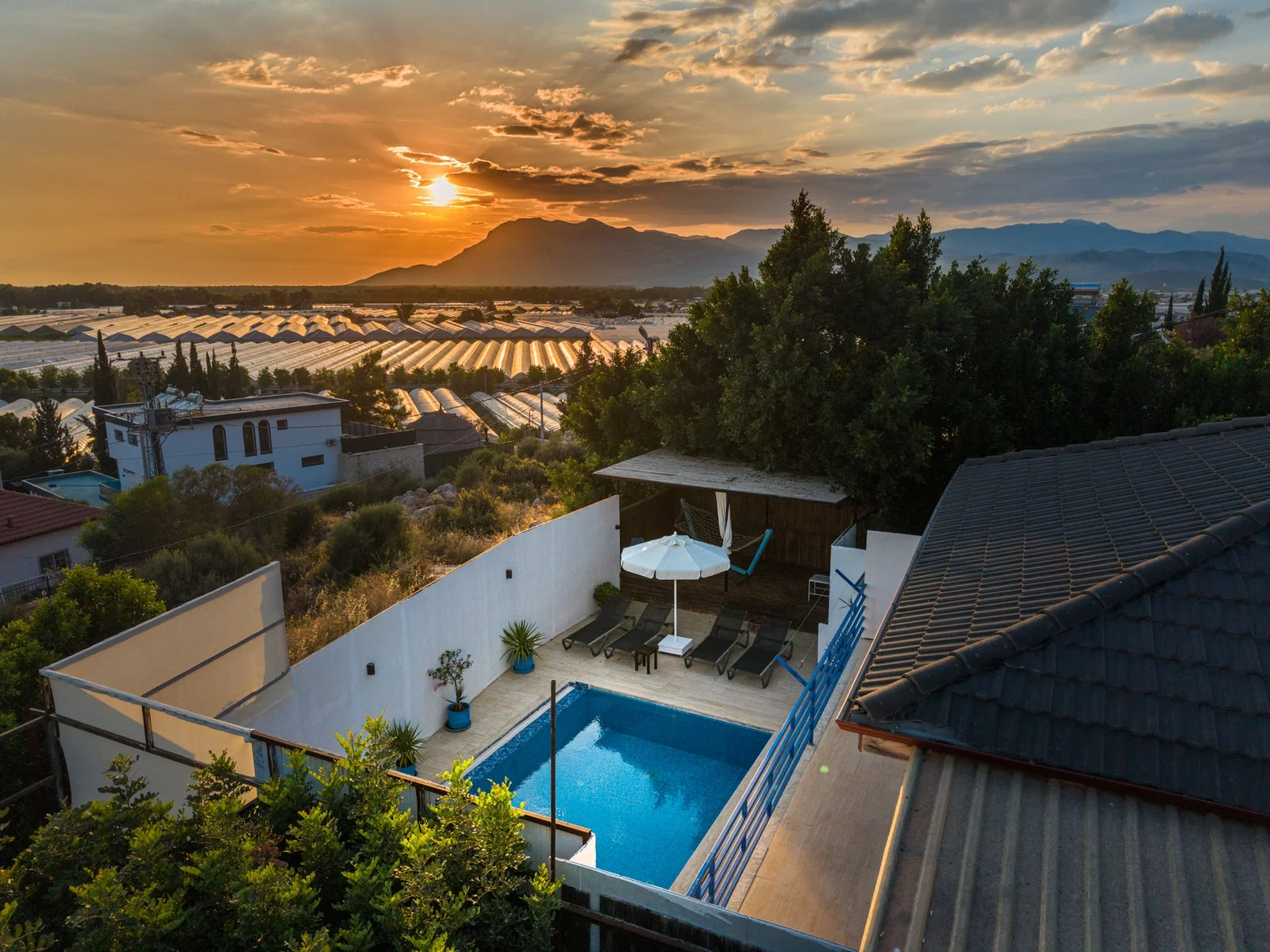 Patara’da Korunaklı, Kapalı Isıtmalı Havuzlu, Jakuzili, Ekonomik Villa