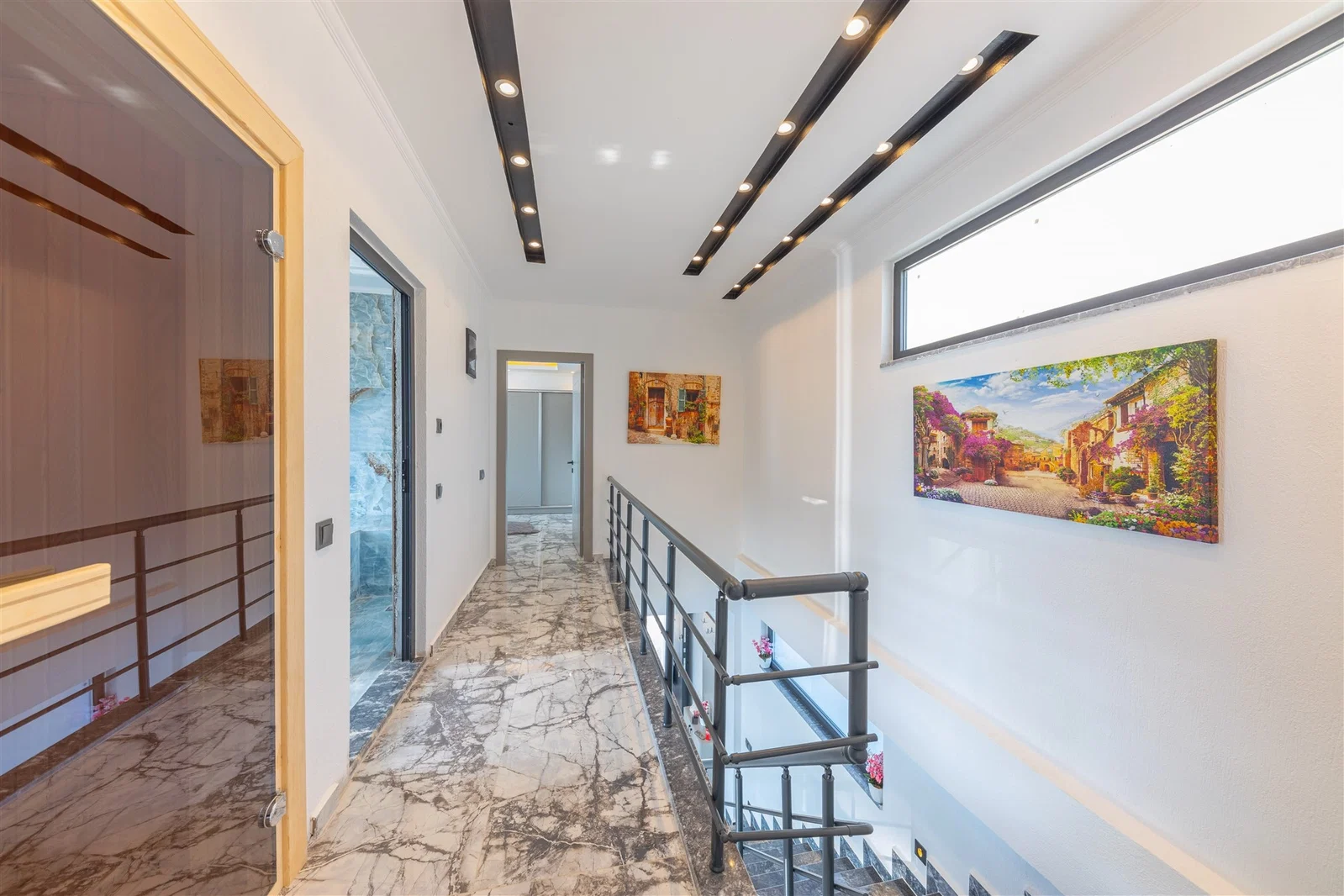 Yeşilköy’de Balayı Çiftlerine Uygun, Korunaklı Havuzlu, 6 Kişilik, Ekonomik Villa