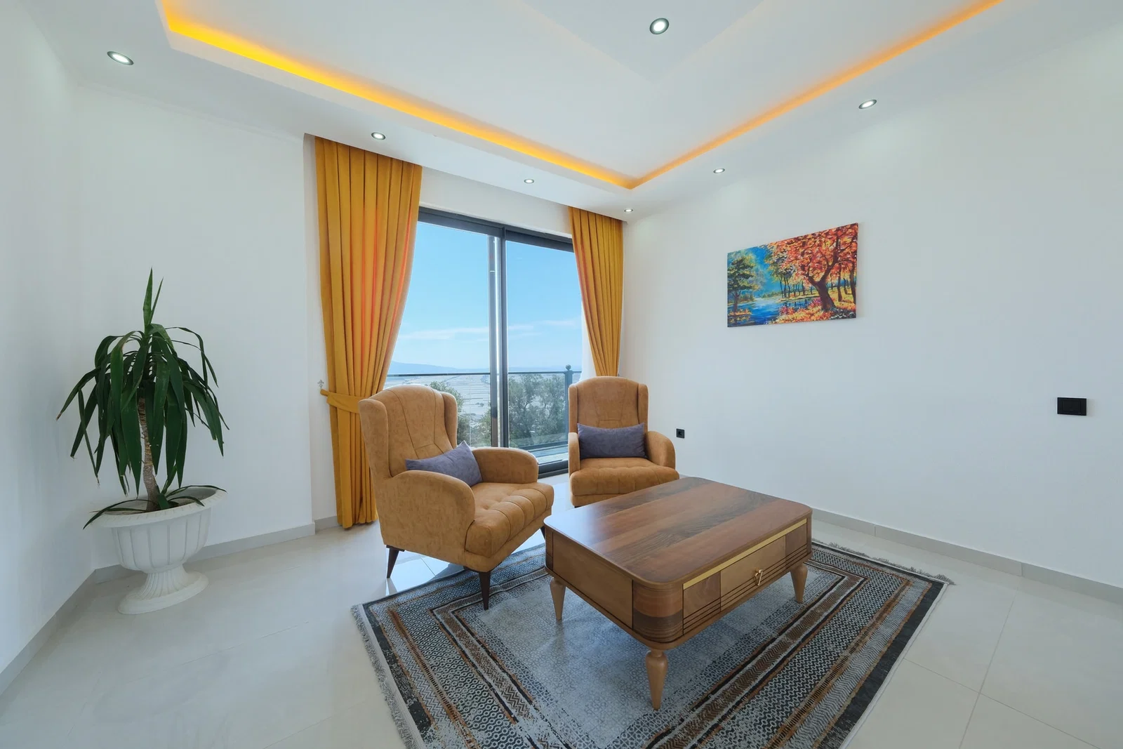 Çavdır’da Korunaklı, Isıtmalı Havuzlu, 4 Kişilik, Lüks Villa