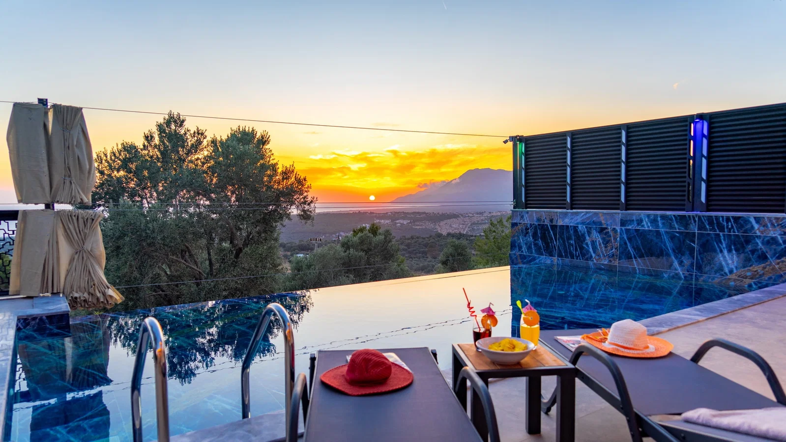Patara’da Deniz Manzaralı, Korunaklı Havuzlu, Jakuzili, Ekonomik Villa