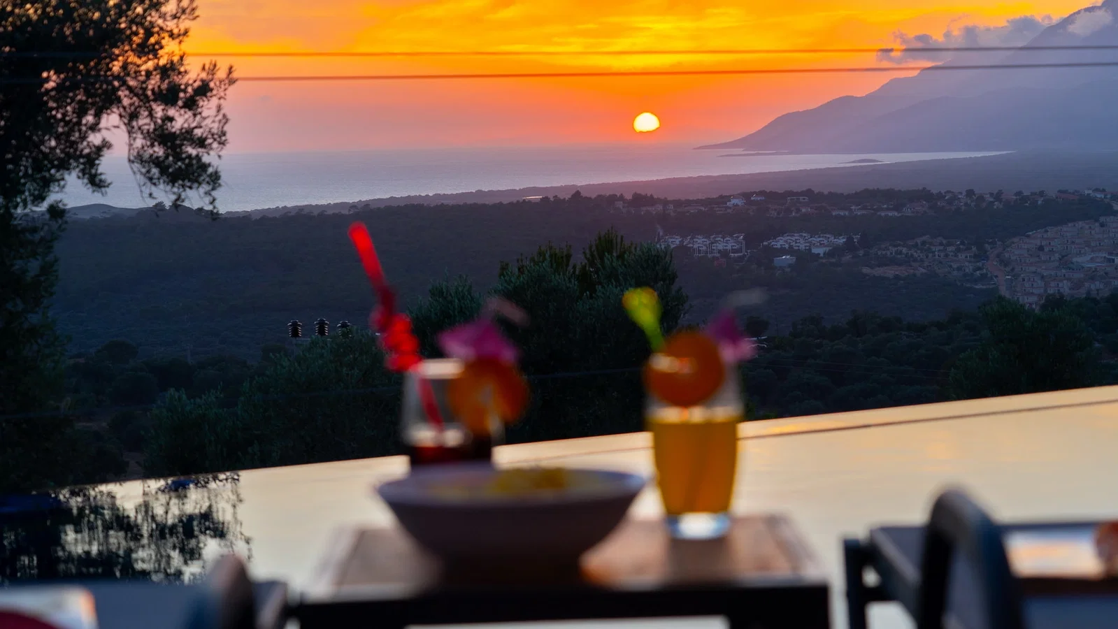 Patara’da Deniz Manzaralı, Korunaklı Havuzlu, Jakuzili, Ekonomik Villa